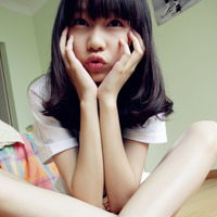  气质优雅qq女生头像身材变成凹凸嫚