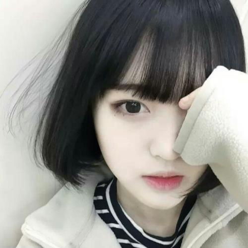  搞笑gif美女,你的一身绿衣服,从头绿到脚