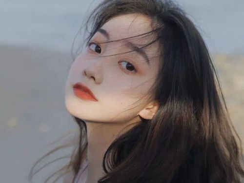  女人对你情到深处,会有这3种表现,要珍惜