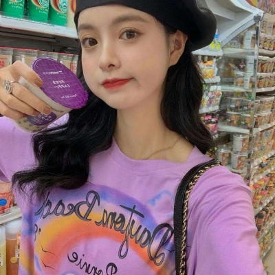  紫色系女生头像高清,优雅好看的大美女