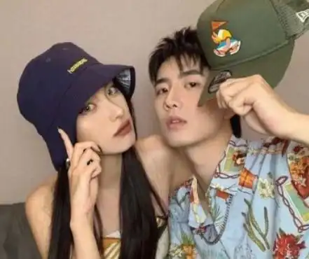  情侣网名一对污一点一男一女污的很有内涵的情侣昵称