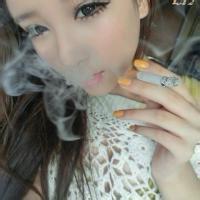  社会姐吸烟头像霸气女人抽烟感觉不太正常吧