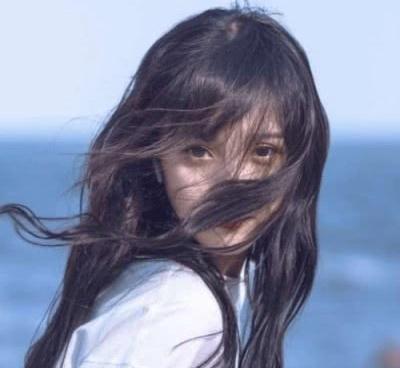  男生一眼爱上的女孩,有这3个表现,全中轻松脱单