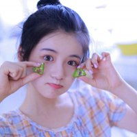 真人头像女生可爱13岁