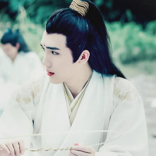  演完陈情令演少年白马醉春风,他依然帅气,又是短命姐夫