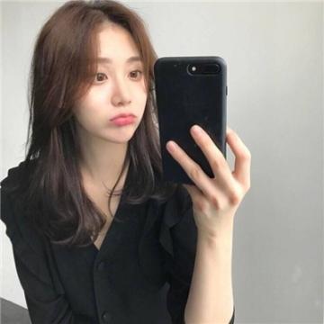  女生可爱搞怪长发头像2020我想要一份平平淡淡的幸福