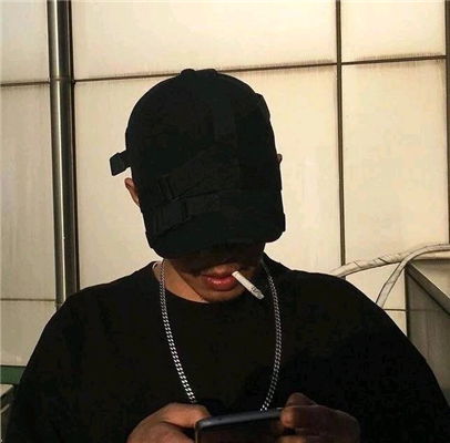  冷酷深沉寂寞男生qq头像成熟男生qq头像