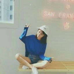 微博头像女生裸泳