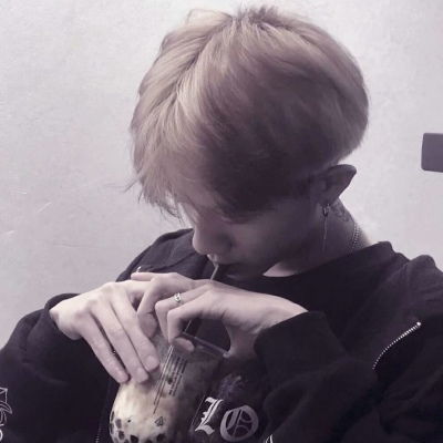  非主流男头