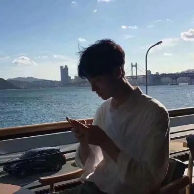  高清精品头像男,不在招摇过市只愿你喜欢