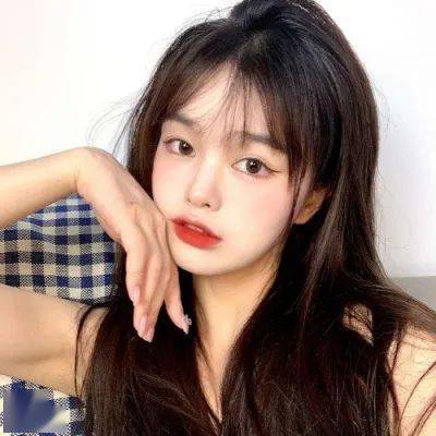  女生头像简单气质