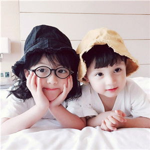  小帅哥小美女太好看了超萌小孩情侣头像一对