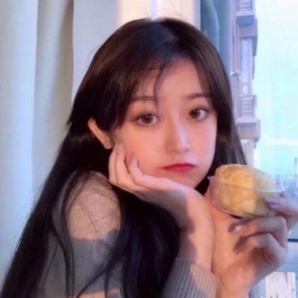  超好看女生文字头像,温柔的美女很安静的