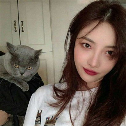 超拽女生头像霸气