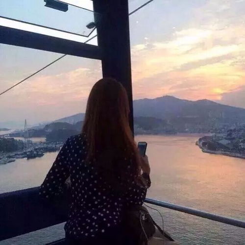  一张裸照70万,她被逼得要自尽,裸贷背后的陷阱让人愤怒