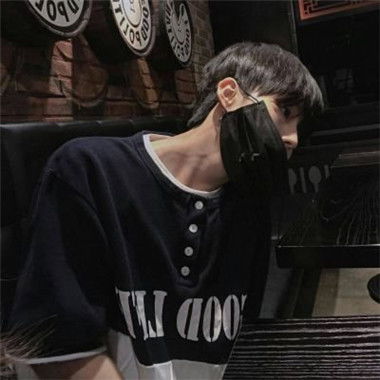  帅气的男生头像潮流范儿在海边儿的帅哥12张