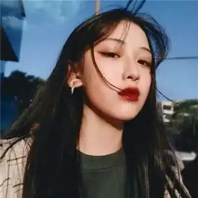 情侣头像霸气超拽社会女