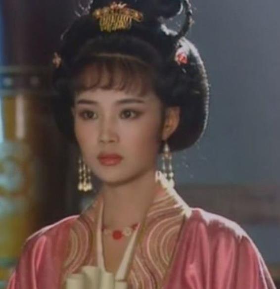  冻龄美女上官婉儿,貌美胜过刘晓庆,今52岁茹萍又火了