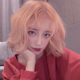  霸道女头单身看什么再看一口把你吞下去直男哟,真凶