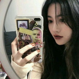  酷酷的女精致女生长发头像
