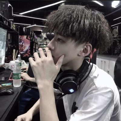  酷酷的男生头像真人帅气好看的男生头像酷酷的2020