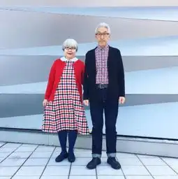  37年来每天穿情侣装日本老夫妻超有型