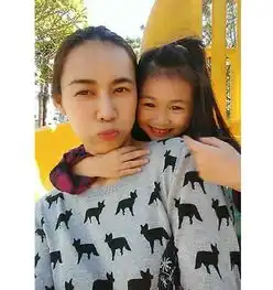  阿信18岁私生女曝光,同框似情侣生母嫁运动员,媒体新爆点