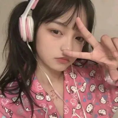 ins风女生头像丧失自我