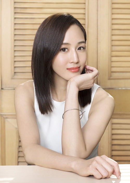 头像女生简单气质张钧甯