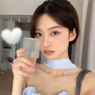  网易云热评上帝说她欠你很多么男子一下慌了,拼命摇头说