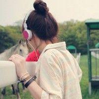  有没有好看的qq女生头像情侣的也可以