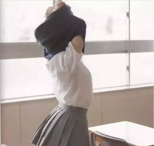  日本大叔教你如何拍摄清新又情色的美少女jk制服照