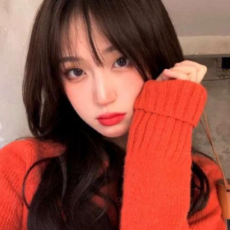  微信女生头像小清新,长发美女长的特别的好看的