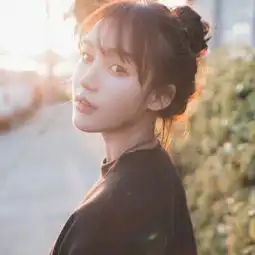 2018最火情侣头像背影女
