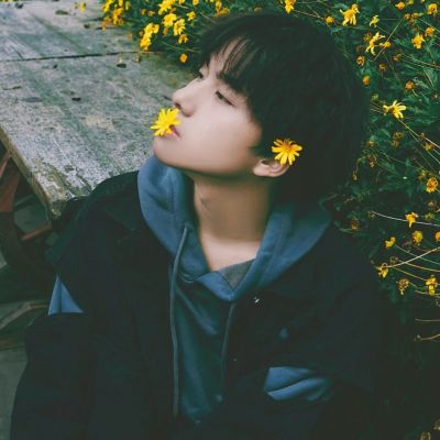  小清新男生头像