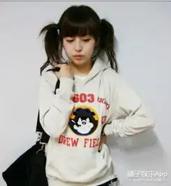  卖保险整容生二胎,90后的非主流鼻祖们现在怎么样了