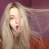  你有故事你有酒从此以后一起走非主流女生头像