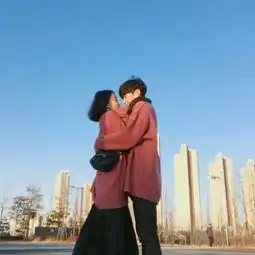  超幸福甜蜜的唯美情侣头像亲吻就是忍不住想要亲亲你