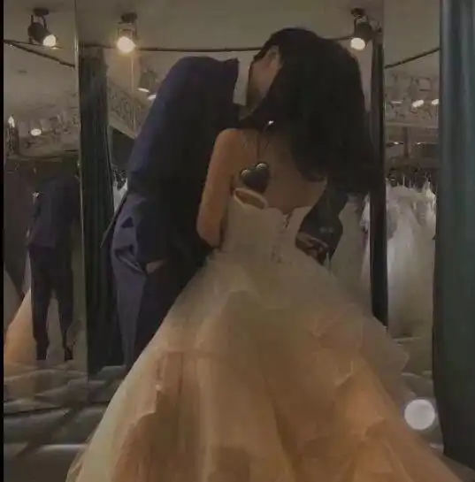 婚纱情侣头像一男一女情