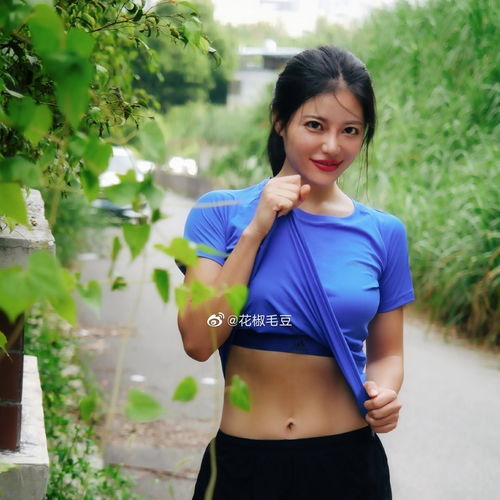  和美女一起跑步是一种怎样的体验最美马拉松女孩带你享受这项运动