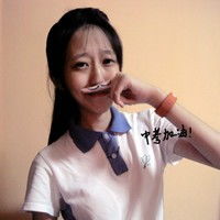  这个女生叫什么因为我和她长得很像所以我想知道