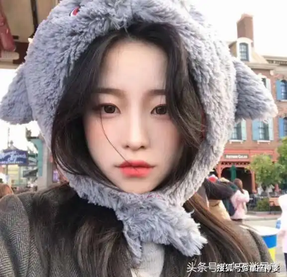 抖音超好看的情侣头像女