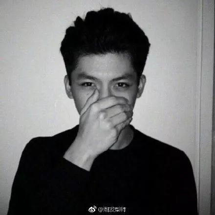  求求你们别再说男生2.8分发型不好看了