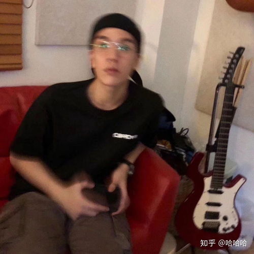  有没有模糊感的男生头像