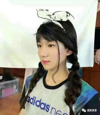  爱豆女装大比拼,王源文静鹿晗萌萌哒张艺兴化身蒙娜丽莎