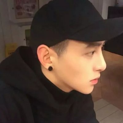  男生头像真人阳光帅气全力以赴的喜欢