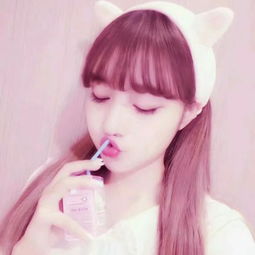  多情善感好妹子