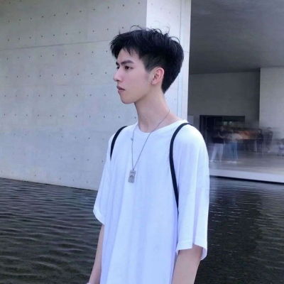  2021快手快速涨粉的男生帅气头头像能够吸引粉丝的霸气男头