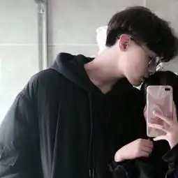  10句撩妹套路的情话世界就是个娃娃机,我站在橱窗旁,只想要你