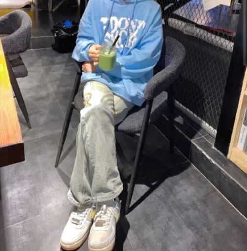  玩qq要换上的男生头像